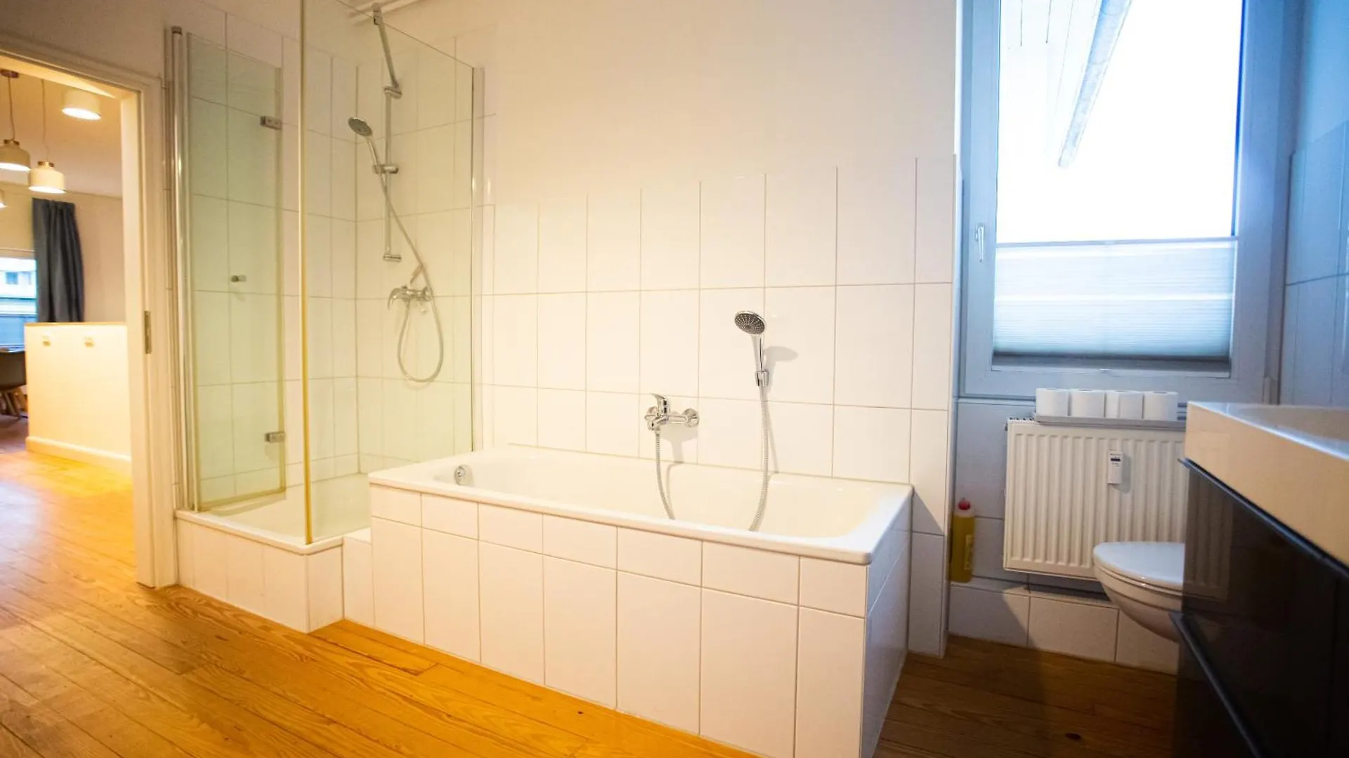 120Qm/ City Loft/ Tischkicker 함브루크